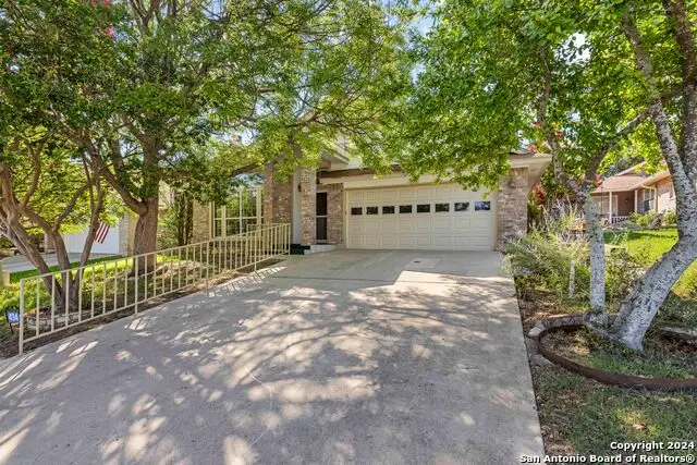 434 Vicksburg Ave, Kerrville, TX 78028 - #2