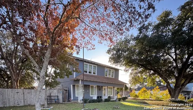 300 E Church St, Three Rivers, TX 78071 - Image #3