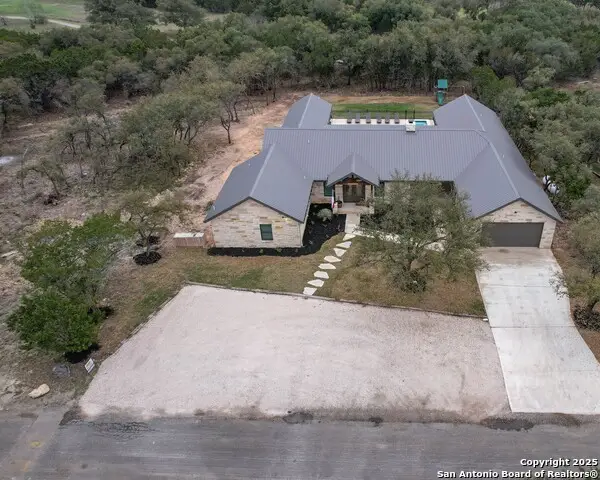 1723 Mountain Valley, Concan, TX 78838 - #2