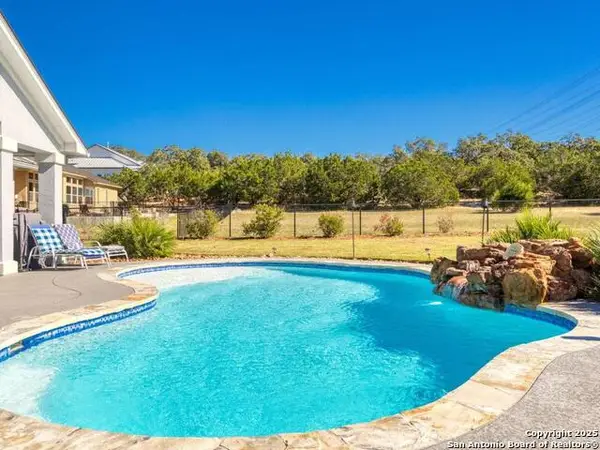 795 Maximino Ridge Rd, Bulverde, TX 78163
