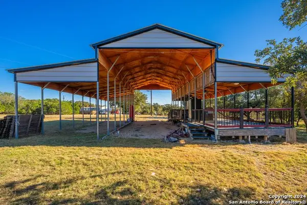 550 Private Rd 1505, Bandera, TX 78003