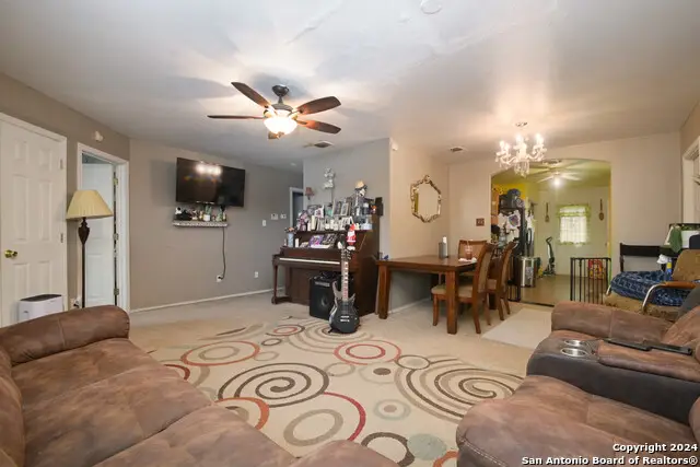 5943 Tree View, San Antonio, TX 78220 - Image #3
