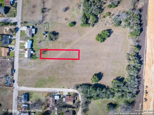 TBD E Pine St., Seguin, TX 78155 - #1