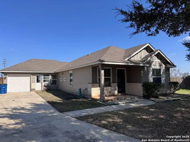 1002 Birdsong Ln, New Braunfels, TX 78130 - #1