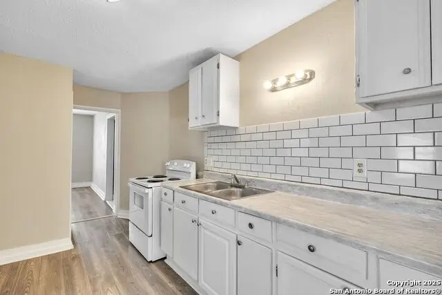 403 Terrell Ave, San Antonio, TX 78214 - Image #2