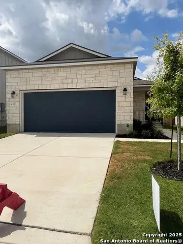 736 Langston Lane, New Braunfels, TX 78130 - Image #2