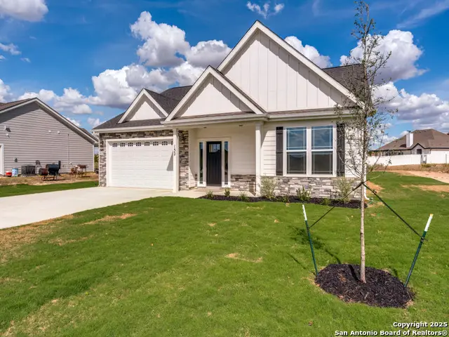 132 Turnberry Dr, La Vernia, TX 78121 - Image #2