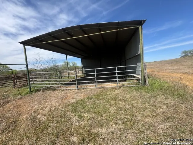 2148 County Road 220, Floresville, TX 78114 - #3