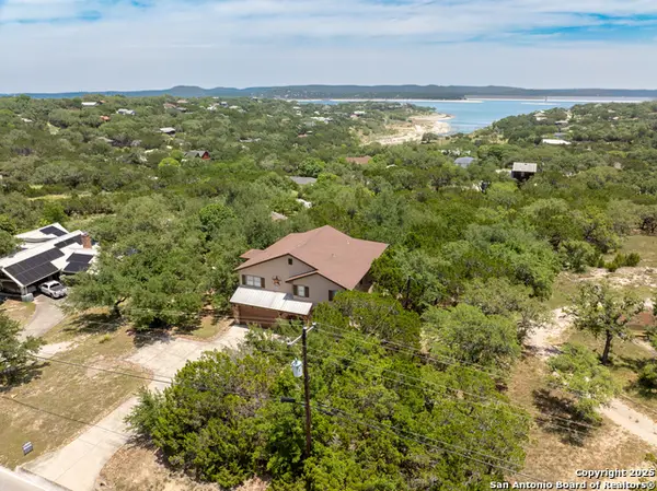 1350 Colleen, Canyon Lake, TX 78133