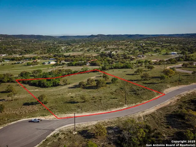 000 Blackbuck Trail, Pipe Creek, TX 78063 - Image #1