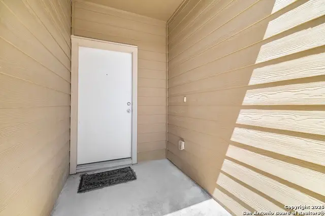 17 Oak Plaza, San Antonio, TX 78216 - Image #3