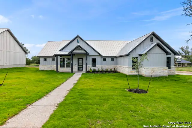 33 Peace Pipe, Wimberley, TX 78676 - Image #1