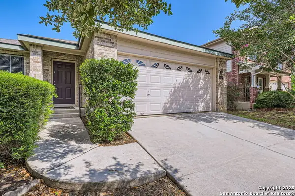 9215 Granberry, Universal City, TX 78148