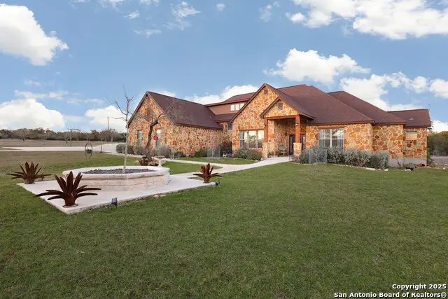 103 Rio Grande Dr, Blanco, TX 78606 - #1