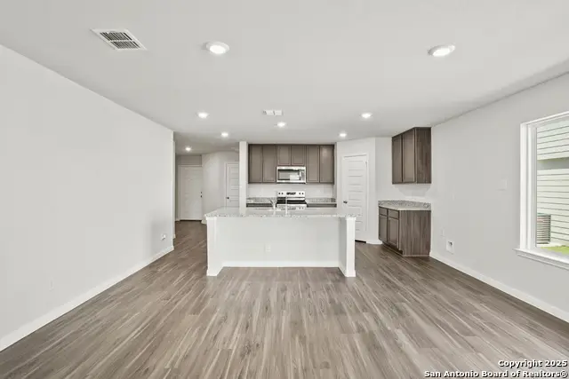 1205 Marvin Grove, Seguin, TX 78155 - Image #2