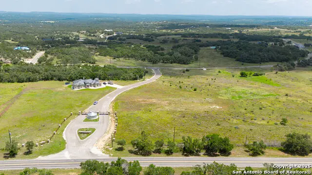 813 Old 32 Crossing, Blanco, TX 78606 - Image #3