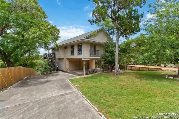 1115 Riviera, Canyon Lake, TX 78133