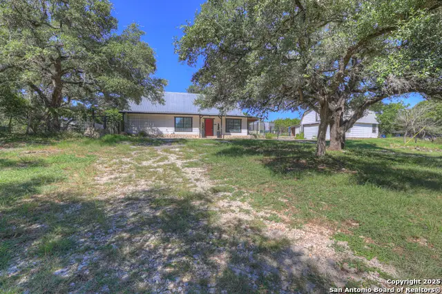 500 Line Camp, Spring Branch, TX 78070 - Image #2