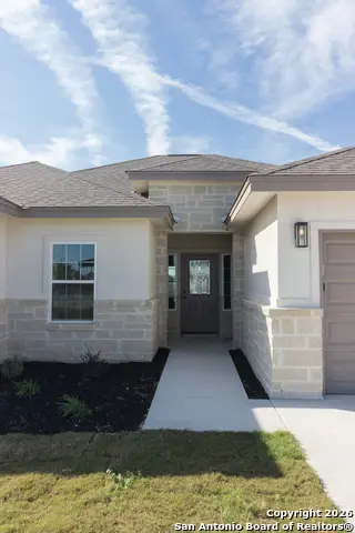 221 Colonial Lane, La Vernia, TX 78121 - Image #3