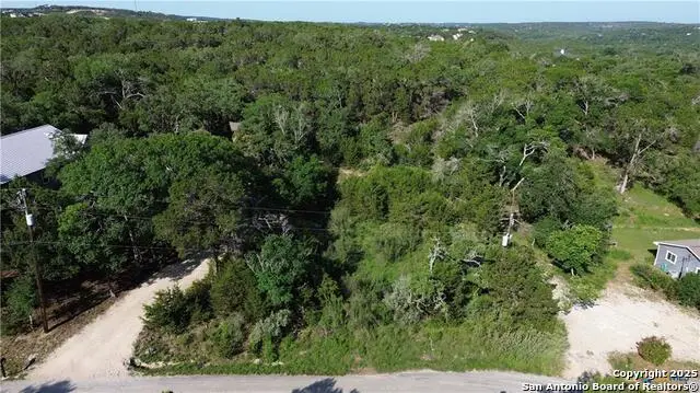 623 Friefly Drive, Canyon Lake, TX 78133 - Image #2