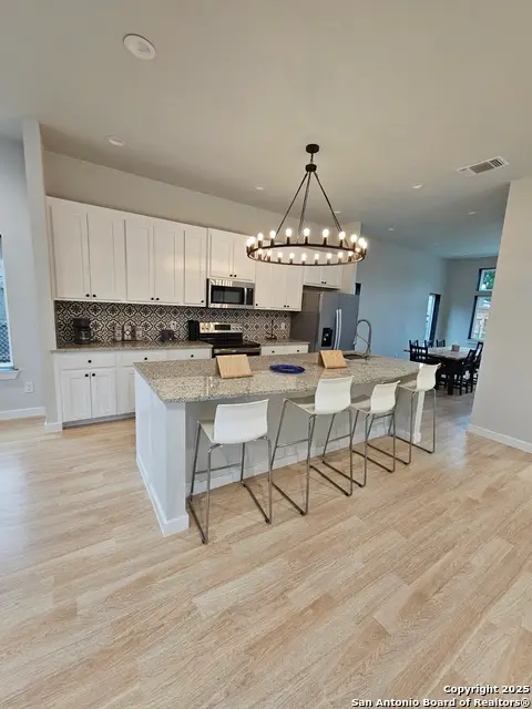 1963 Green Hill Dr, Canyon Lake, TX 78133 - #3