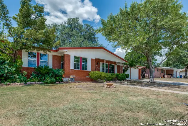 663 Lockener, New Braunfels, TX 78130 - Image #3