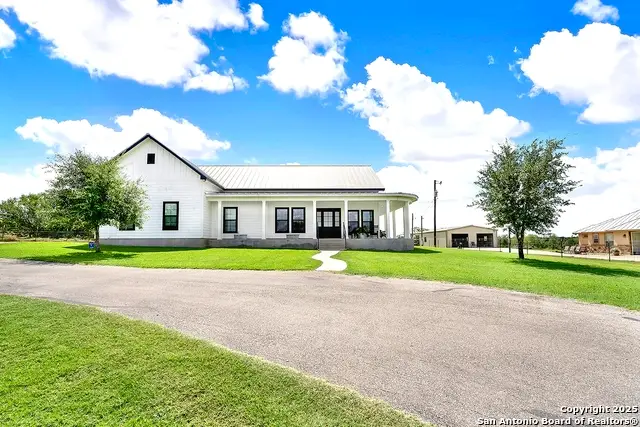 149 County Road 256, Floresville, TX 78114 - #1