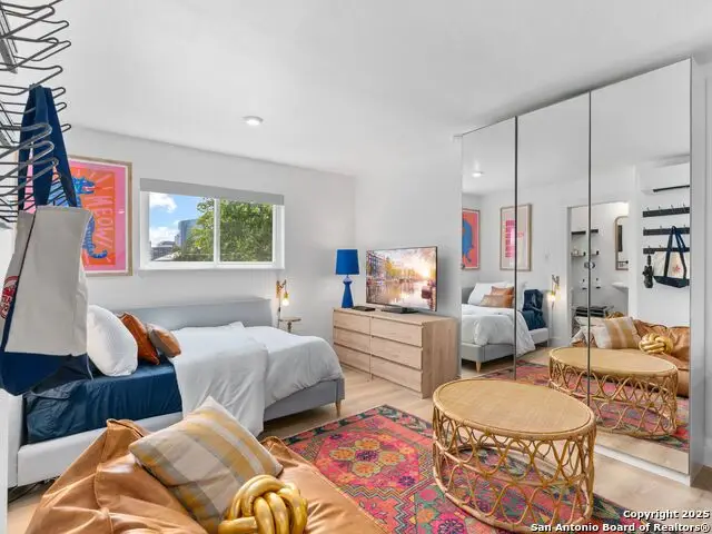 1111 W 10th #APT 206, Austin, TX 78703 - #2