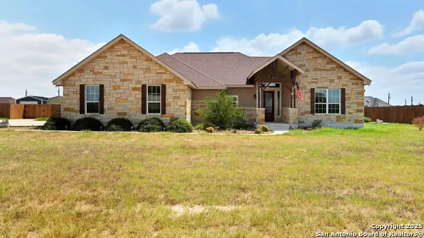 153 Westfield Landing, La Vernia, TX 78121