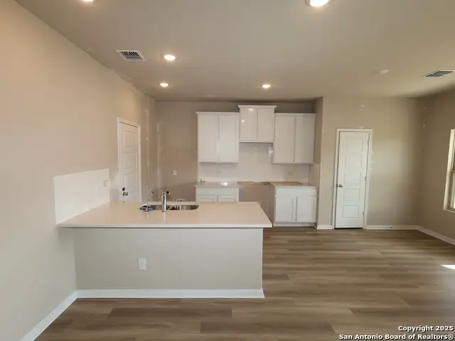 6718 Red Buffalo Trail, San Antonio, TX 78253 - Image #2