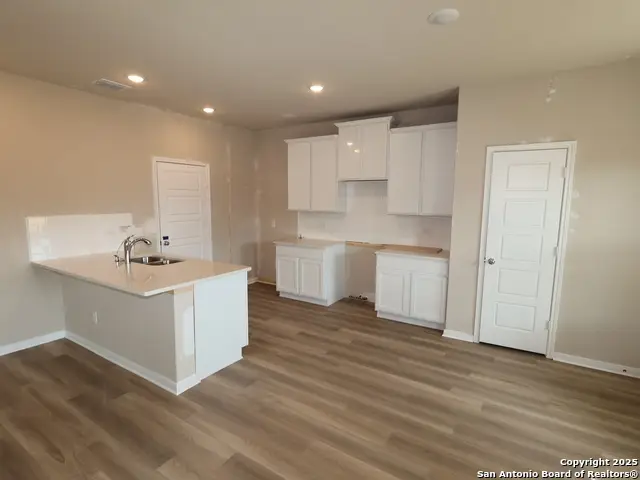 6718 Red Buffalo Trail, San Antonio, TX 78253 - Image #3