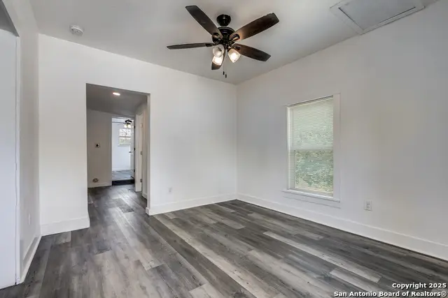 611 Rochambeau, San Antonio, TX 78214 - Image #3