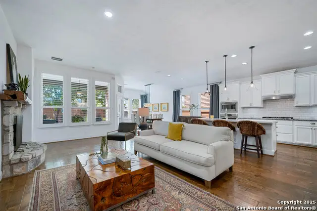 487 Mission Hill, New Braunfels, TX 78132 - Image #2