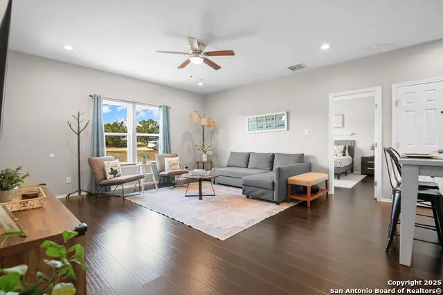 495 Cimarron, Spring Branch, TX 78070 - Image #3