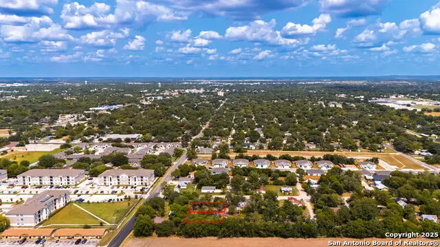 1308 Bert, Seguin, TX 78155 - #3