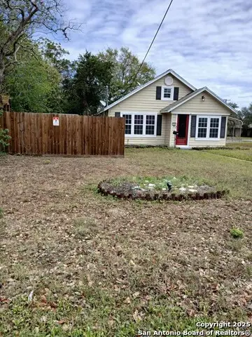 1402 N Tyler, Beeville, TX 78012 - #2