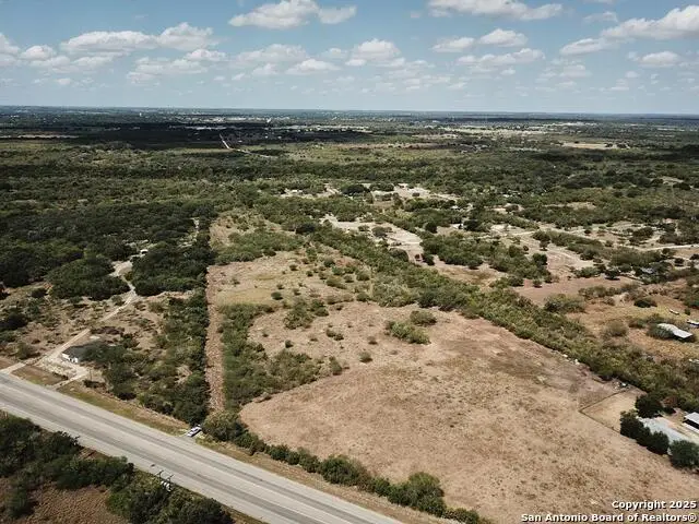 000 Along Row, Beeville, TX 78102 - #1