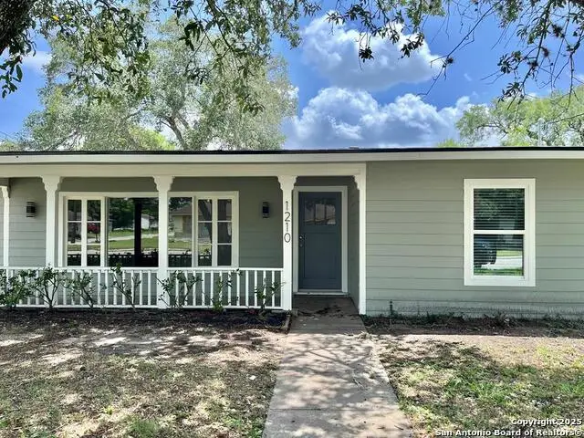 1210 N Polk, Beeville, TX 78102 - #1