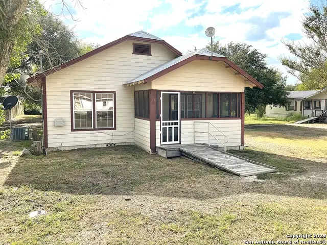 303 Milam, Pettus, TX 78146 - #1