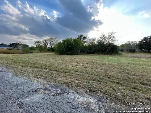 0000 W Inez, Beeville, TX 78102 - #1