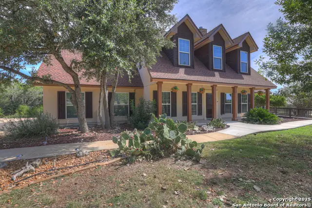 204 Falling Hills, New Braunfels, TX 78132 - Image #1