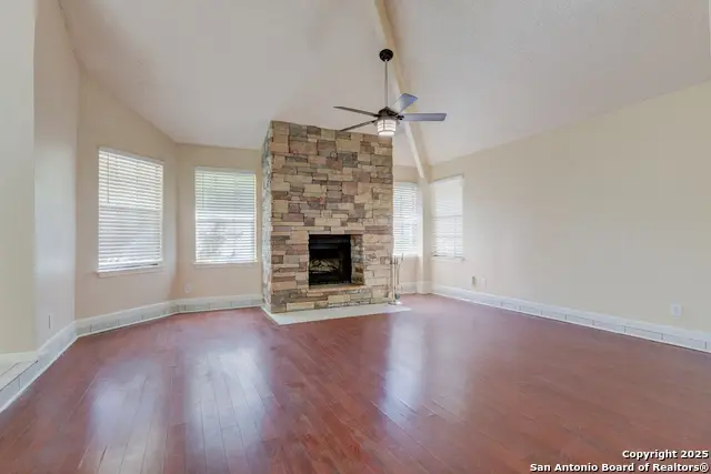 9211 Linbrooke, San Antonio, TX 78250 - Image #2