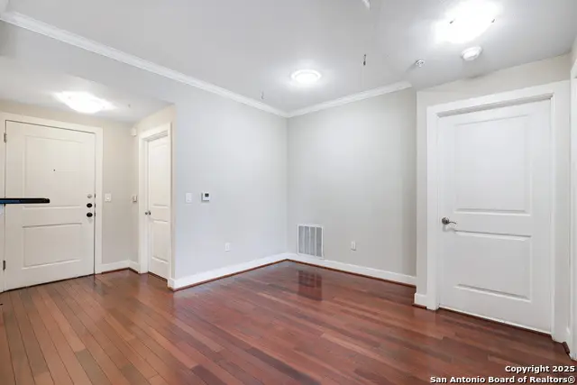 7342 Oak Manor Dr #3106, San Antonio, TX 78229 - Image #3
