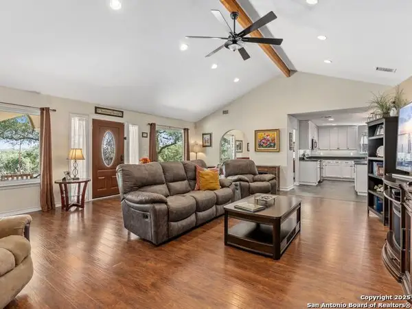 26817 Hogan Dr, San Antonio, TX 78260