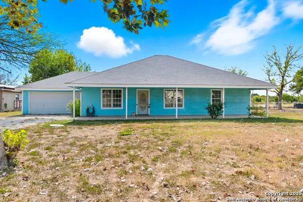 715 Happy Haven, McQueeney, TX 78123