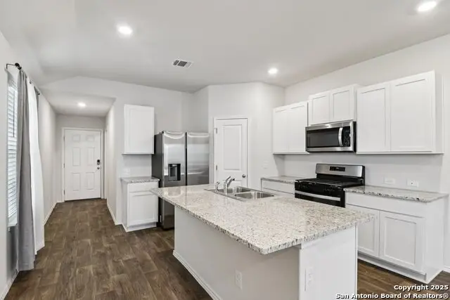 4042 Bay Leaf Loop, Von Ormy, TX 78073 - Image #3