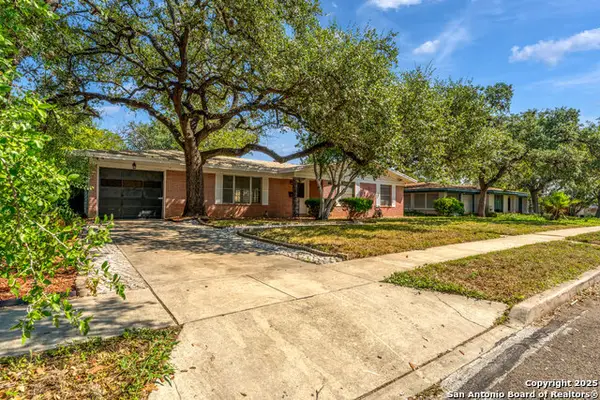 543 Freiling, San Antonio, TX 78213