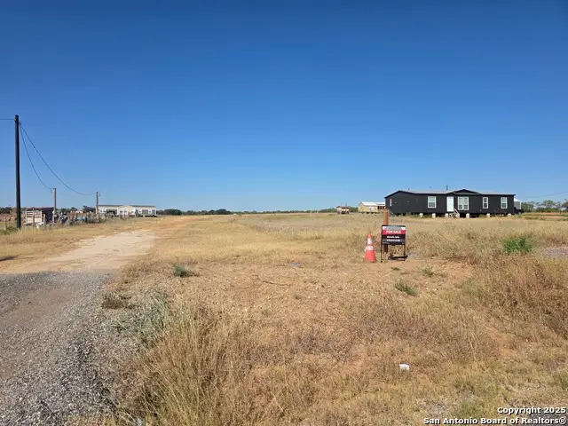 205 N Dairy Rd, Leming, TX 78064 - Image #1