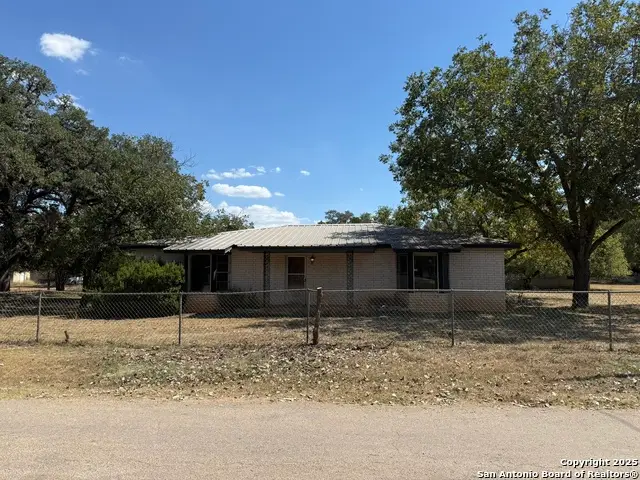 356 Dallas, Bandera, TX 78003 - Image #1