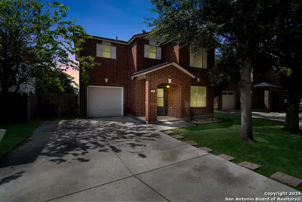 676 Cherokee, New Braunfels, TX 78132